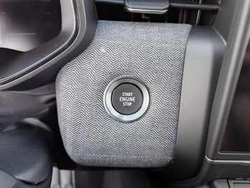 Image véhicule Renault CLIO (31) Image véhicule Renault CLIO (31)