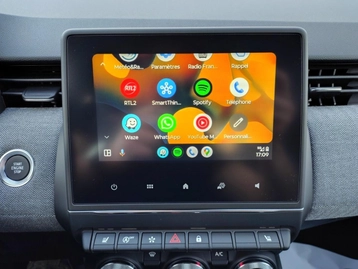 Image véhicule Renault CLIO (9) Image véhicule Renault CLIO (9)