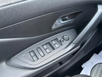 Image véhicule  Peugeot 308 (16)