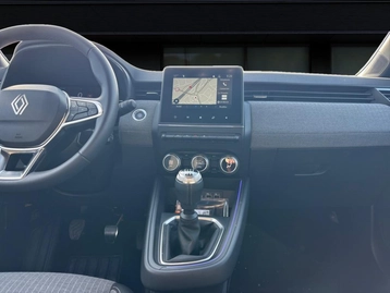 Image véhicule  Renault CLIO (33)