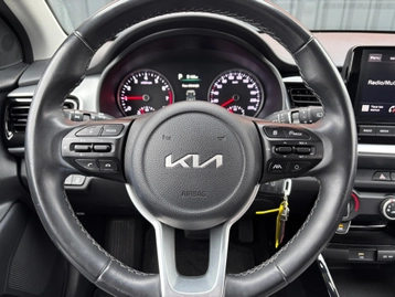 Image véhicule  Kia STONIC (10)