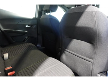 Image véhicule  Peugeot 2008 (10)
