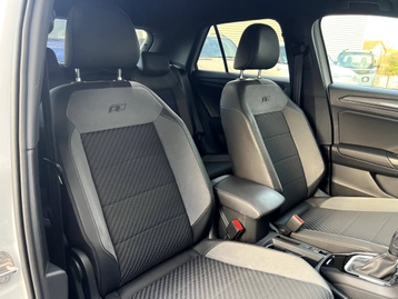 Image véhicule  Volkswagen T-ROC (14)