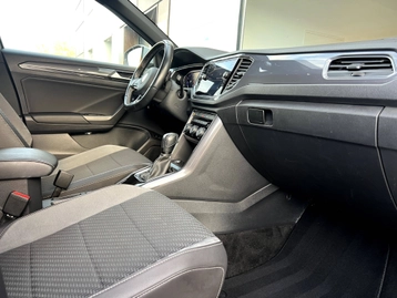 Image véhicule  Volkswagen T-ROC (12)