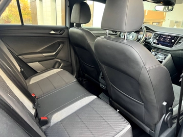 Image véhicule  Volkswagen T-ROC (15)