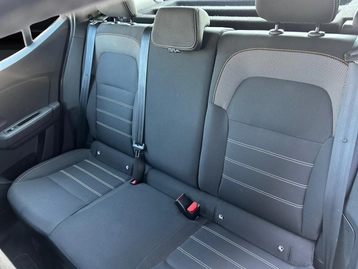 Image véhicule  Dacia SANDERO (12)