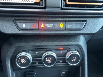 Image véhicule  Dacia SANDERO (28)