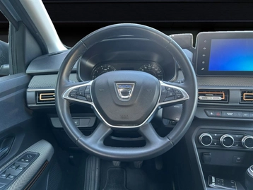 Image véhicule  Dacia SANDERO (11)