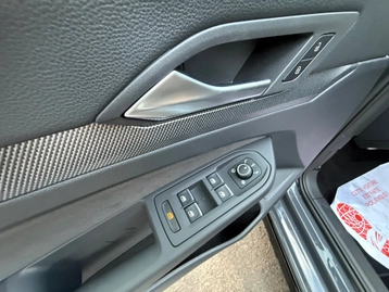 Image véhicule  Volkswagen GOLF (19)