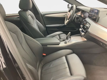 Image véhicule  BMW SÉRIE 5 TOURING (8)