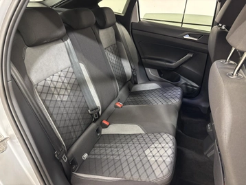 Image véhicule Volkswagen TAIGO (31) Image véhicule Volkswagen TAIGO (31)