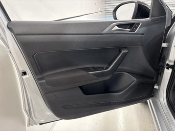 Image véhicule Volkswagen TAIGO (7) Image véhicule Volkswagen TAIGO (7)