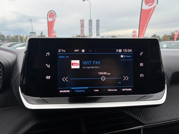 Image véhicule  Peugeot 2008 (19)