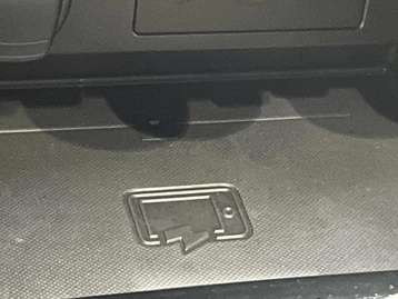 Image véhicule  Renault ARKANA (9)