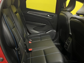 Image véhicule  Renault ARKANA (45)