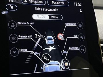 Image véhicule  Renault ARKANA (37)