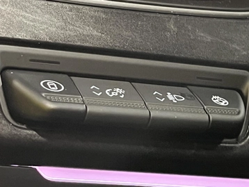 Image véhicule  Renault ARKANA (33)