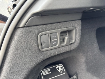 Image véhicule  Lamborghini URUS (31)