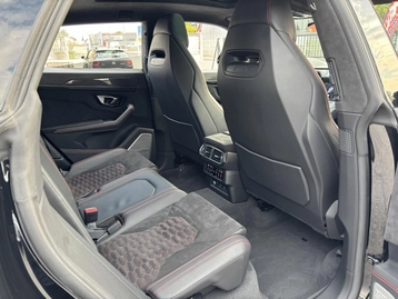 Image véhicule  Lamborghini URUS (29)
