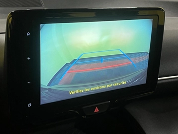 Image véhicule Toyota YARIS CROSS (21) Image véhicule Toyota YARIS CROSS (21)