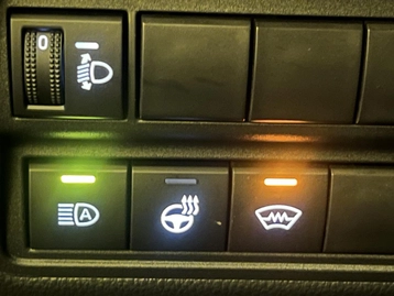 Image véhicule Toyota YARIS CROSS (17) Image véhicule Toyota YARIS CROSS (17)