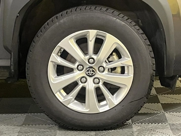 Image véhicule Toyota YARIS CROSS (32) Image véhicule Toyota YARIS CROSS (32)