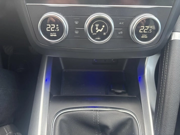 Image véhicule  Renault KADJAR (34)