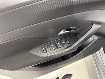 Image véhicule  Peugeot 308 SW (8)