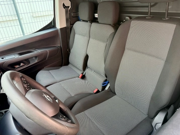 Image véhicule  Opel COMBO CARGO (11)