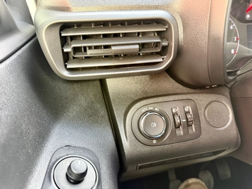 Image véhicule  Opel COMBO CARGO (14)