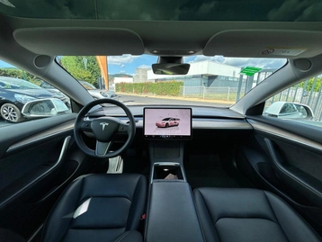 Image véhicule  Tesla MODEL 3 (8)