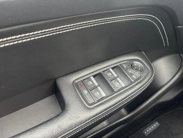 Image véhicule  Renault ARKANA (19)