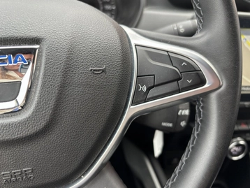 Image véhicule  Dacia DUSTER (9)