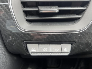 Image véhicule  Renault ARKANA (28)