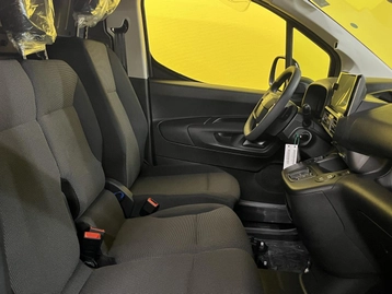 Image véhicule Toyota PROACE (45) Image véhicule Toyota PROACE (45)