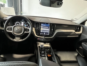 Image véhicule  Volvo XC60 (7)