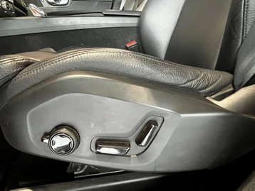 Image véhicule  Volvo XC60 (13)
