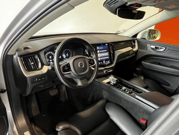 Image véhicule  Volvo XC60 (5)