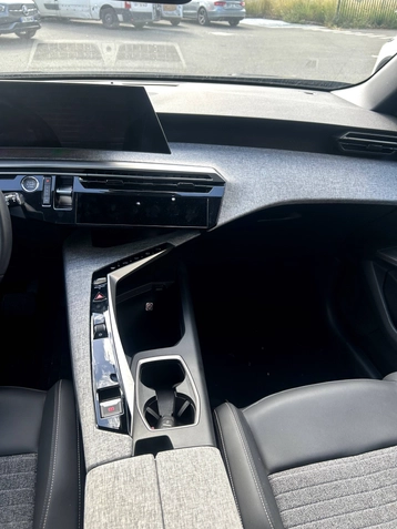 Image véhicule  Peugeot 5008 (10)