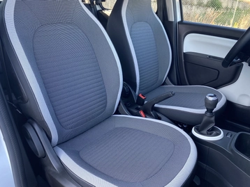Image véhicule  Renault TWINGO III (11)