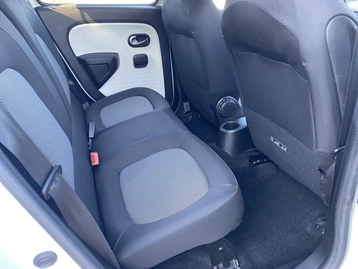Image véhicule  Renault TWINGO III (13)