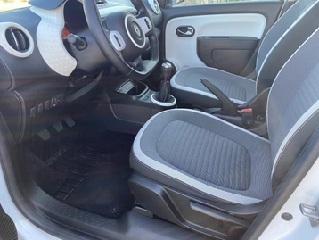 Image véhicule  Renault TWINGO III (10)
