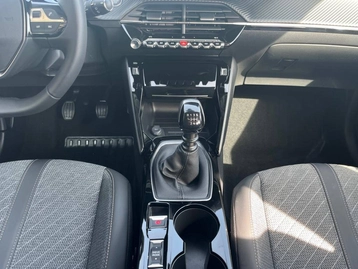 Image véhicule  Peugeot 208 (13)
