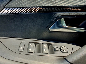 Image véhicule  Peugeot 2008 (13)