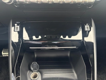 Image véhicule  Peugeot 2008 (23)