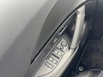 Image véhicule  Peugeot 2008 (12)