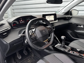 Image véhicule  Peugeot 208 (2)