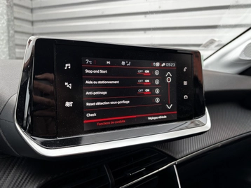 Image véhicule  Peugeot 208 (18)