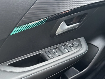 Image véhicule  Peugeot 208 (25)