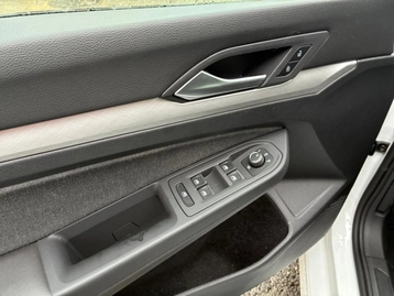Image véhicule  Volkswagen GOLF (18)